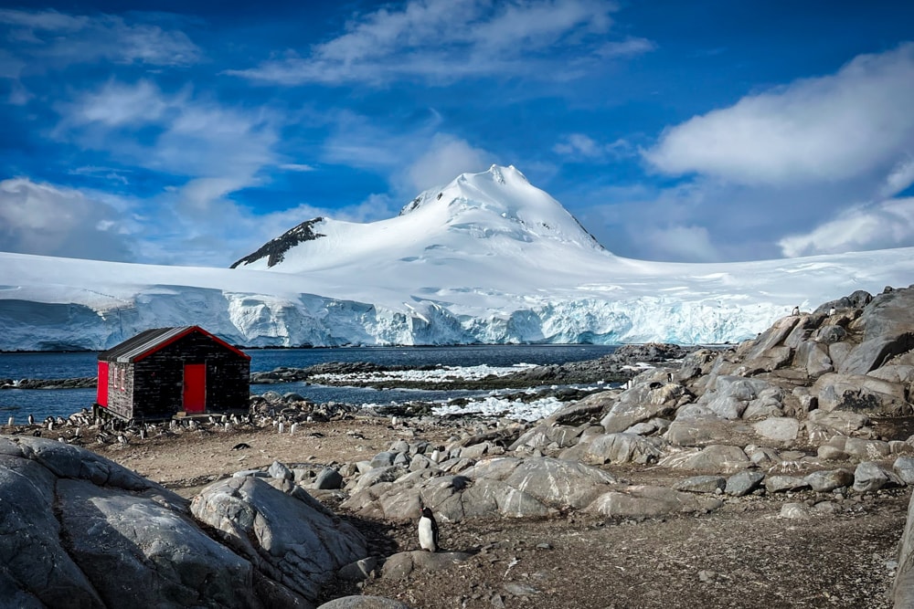 port lockroy and the surrounding scenery