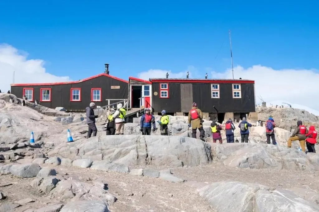visitors at Port Lockroy